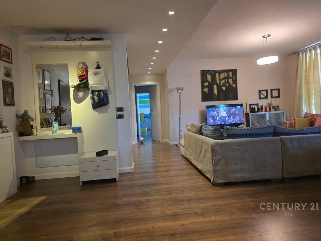 FOR RENT APARTMENT 3+1+2 AT KOSOVAREVE STREET !