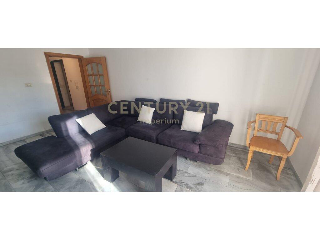 2+1 apartment with separate kitchen and 2 balconies for RENT – Laprakë, Tirana 600 € /Month