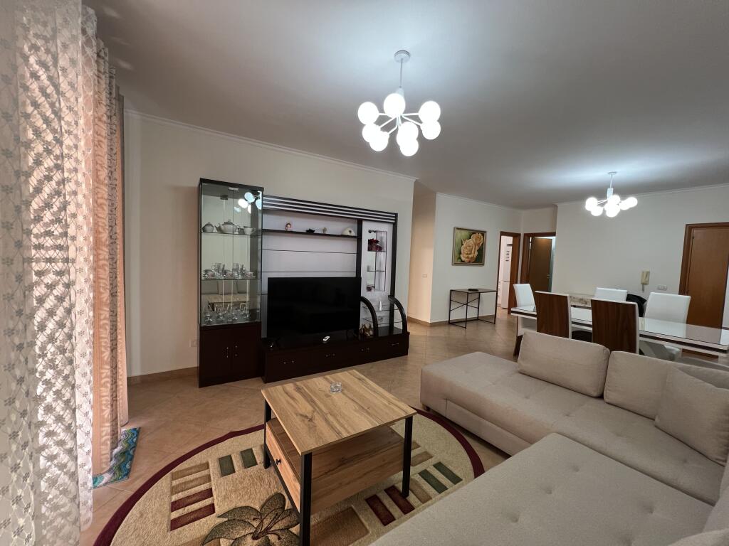 Apartment 2+1+2 near the Church on Kavaja road