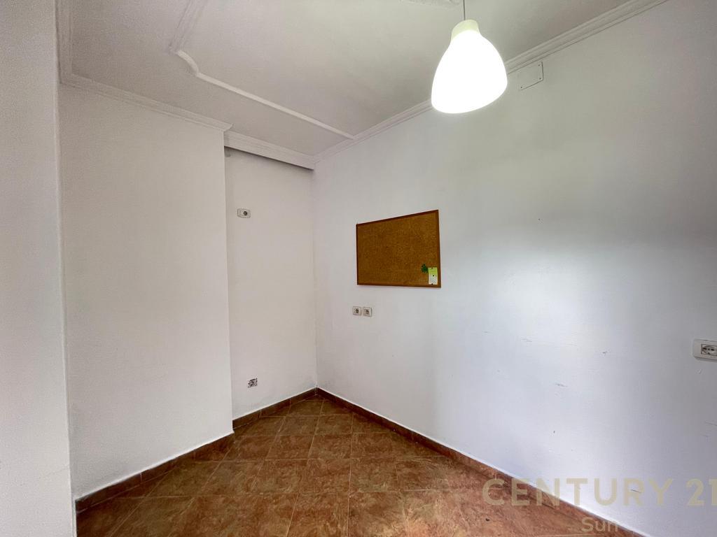 WE RENT APARTMENT 5+2+2 NEAR THE FORMER EXHIBITION!