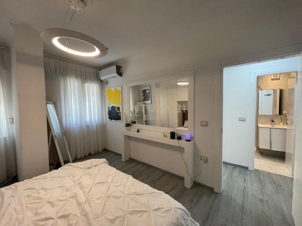 JEPET ME QIRA SUPER APARTAMENT 2+1+2 ME PAMJE DETI NE CURRILA !