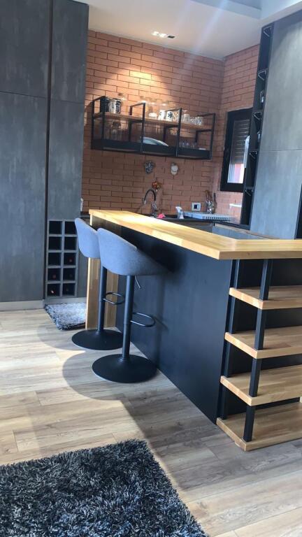 For rent 1+1+parking LIQENI I THATE 1000€