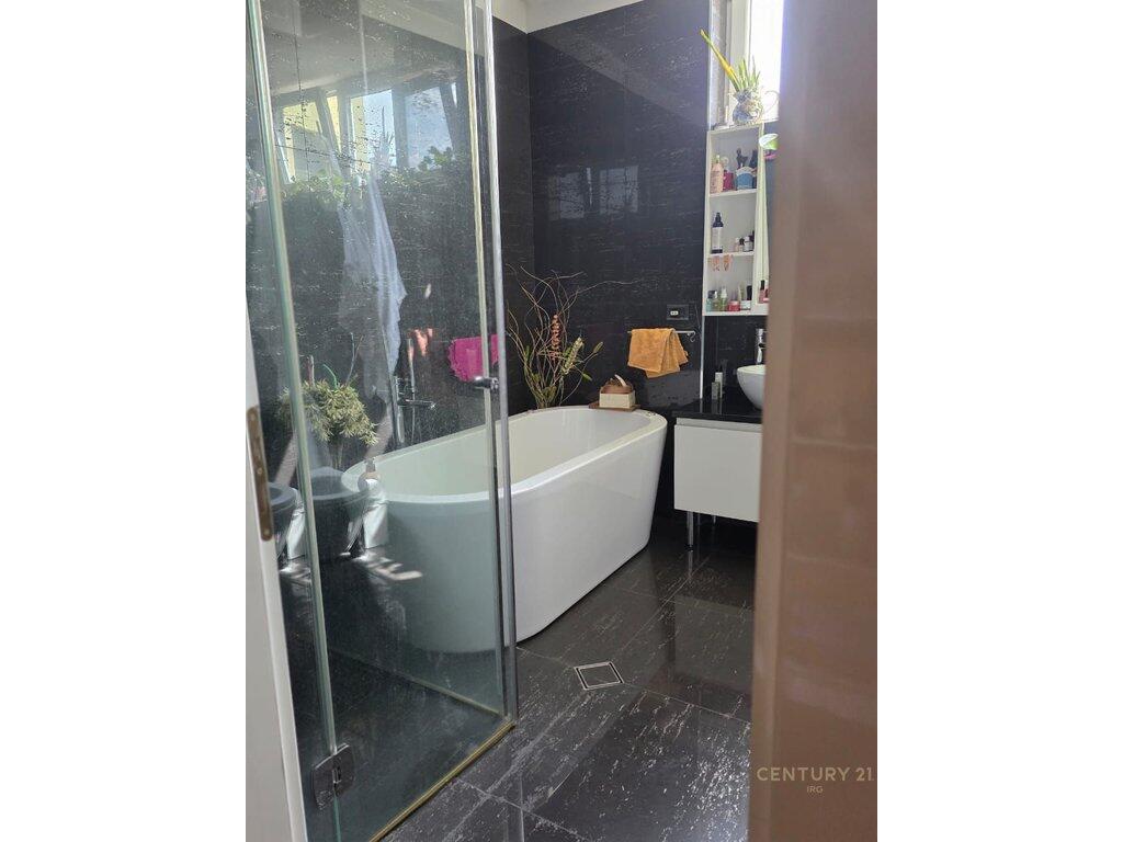 FOR RENT APARTMENT 3+1+2 AT KOSOVAREVE STREET !