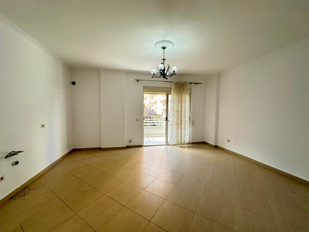 Apartment for sale 2+1 / Vlore