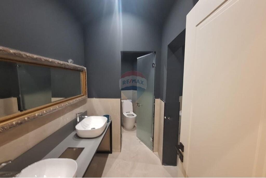 Ambient Biznesi me qera ne Fresk !