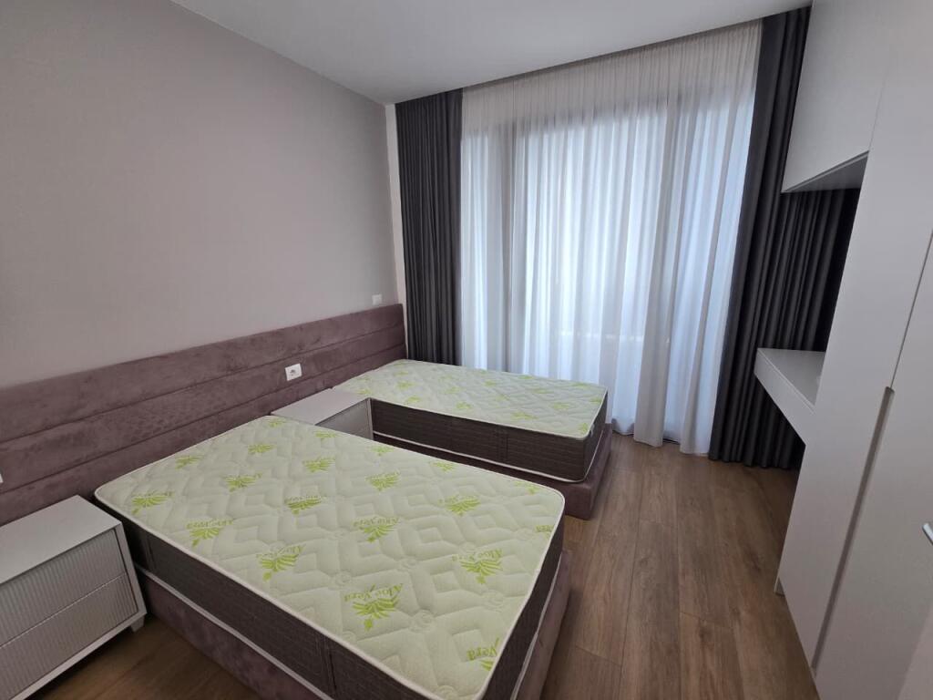 Apartament 2+1+2, Bulevardi i Ri!