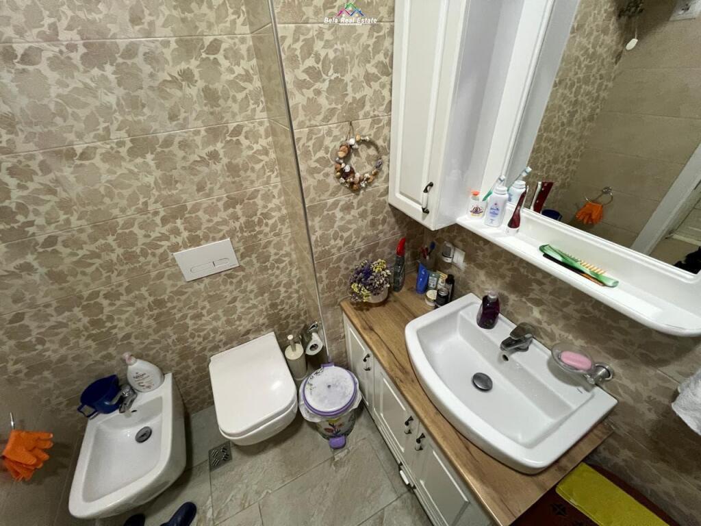 Apartment For Sale 1+1 in Kinostudio (ID B110494) Tirane