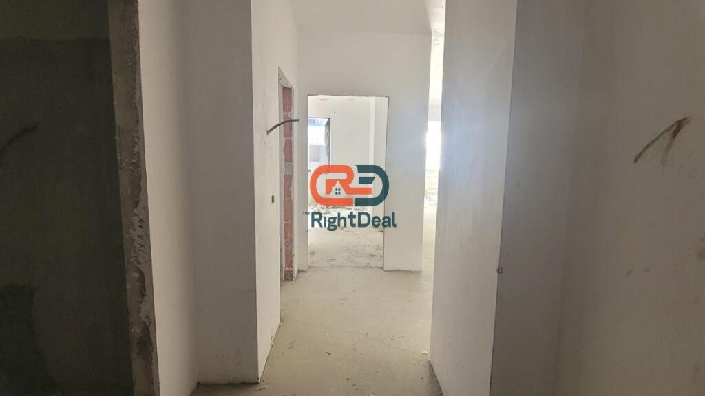 Ne Paskuqan, Shitet Apartament 2+1, Me Vendndodhje Perfekte !!