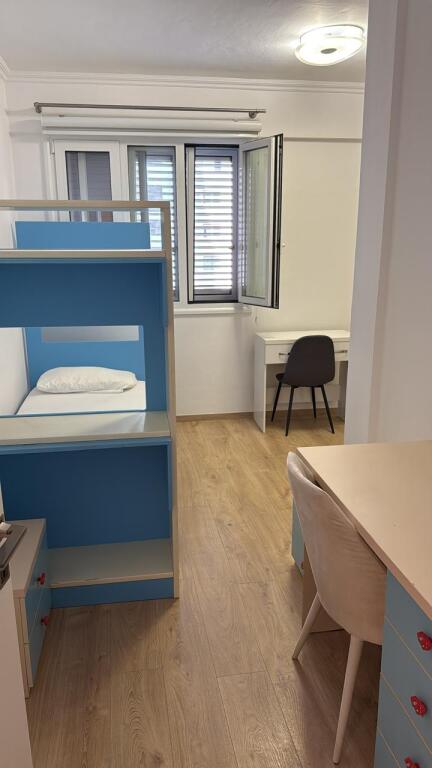 Apartament për Qira Afatgjatë Lungomare