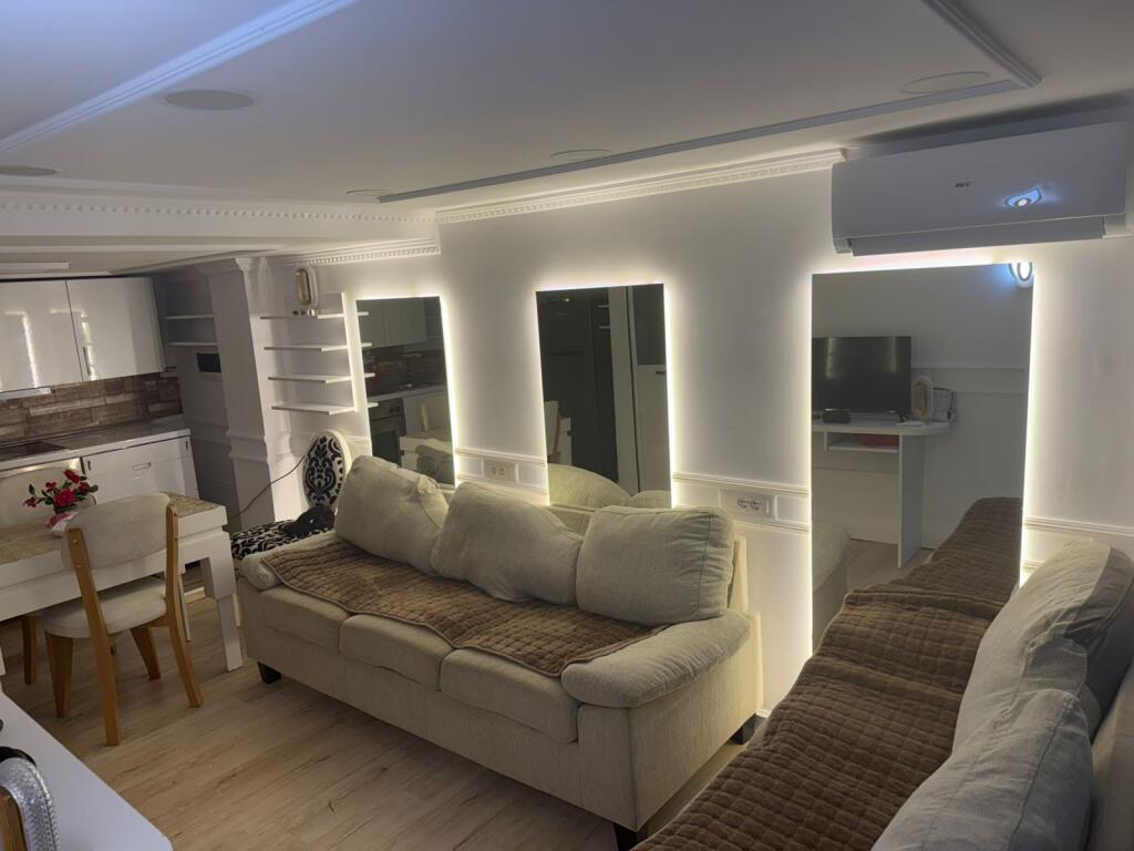 Jepet Me Qera Apartament 1+1