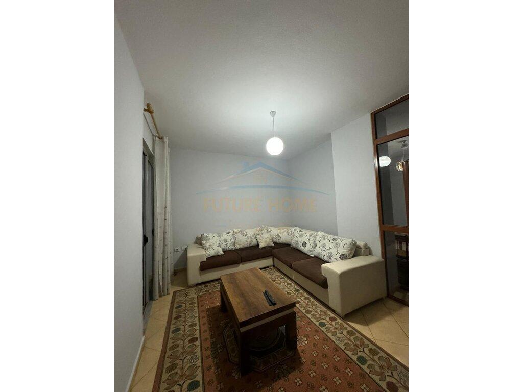 Qera, Apartament 1+1, Fresk, Tiranë.