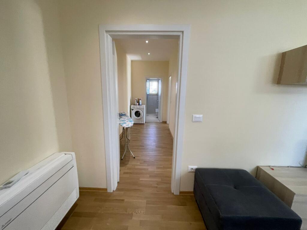 Jepet Apartamnet Me Qera ,Tek Inxhineria E Ndertimit