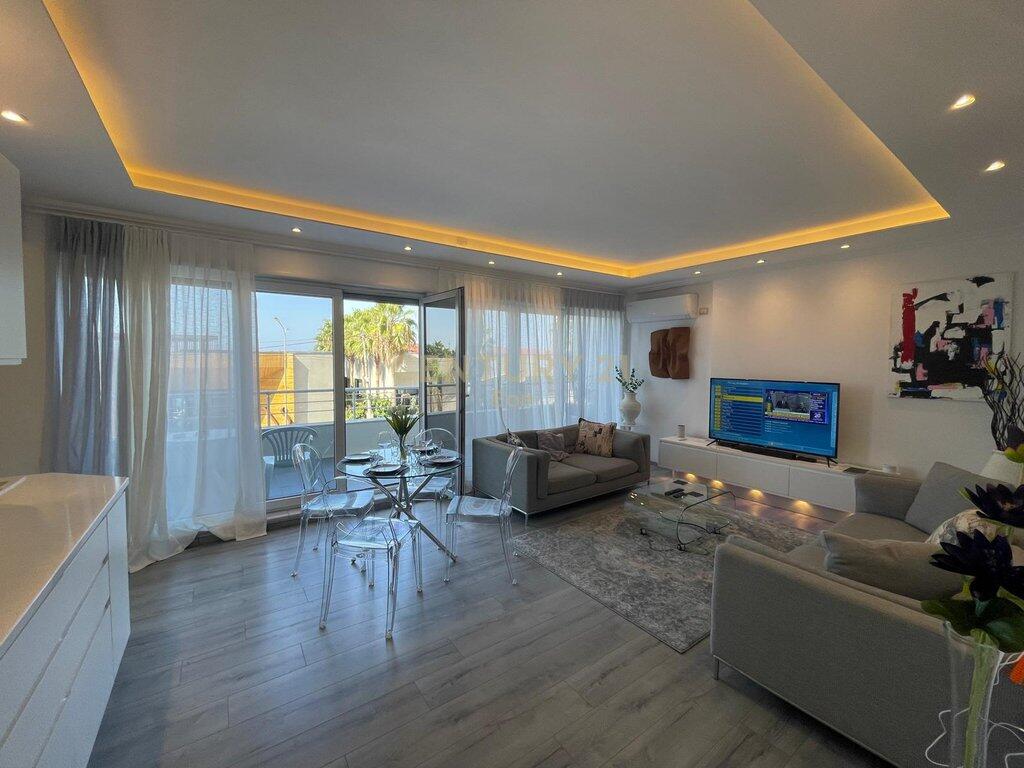 JEPET ME QIRA SUPER APARTAMENT 2+1+2 ME PAMJE DETI NE CURRILA !