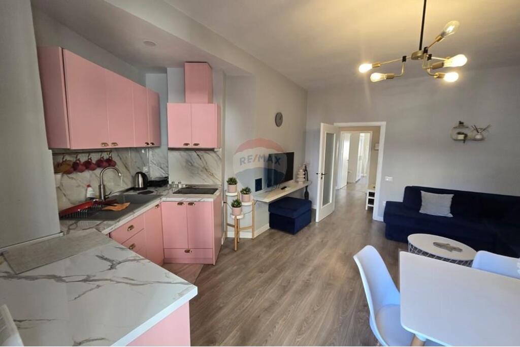 Apartament 2+1 me qera, Rruga Barikadave