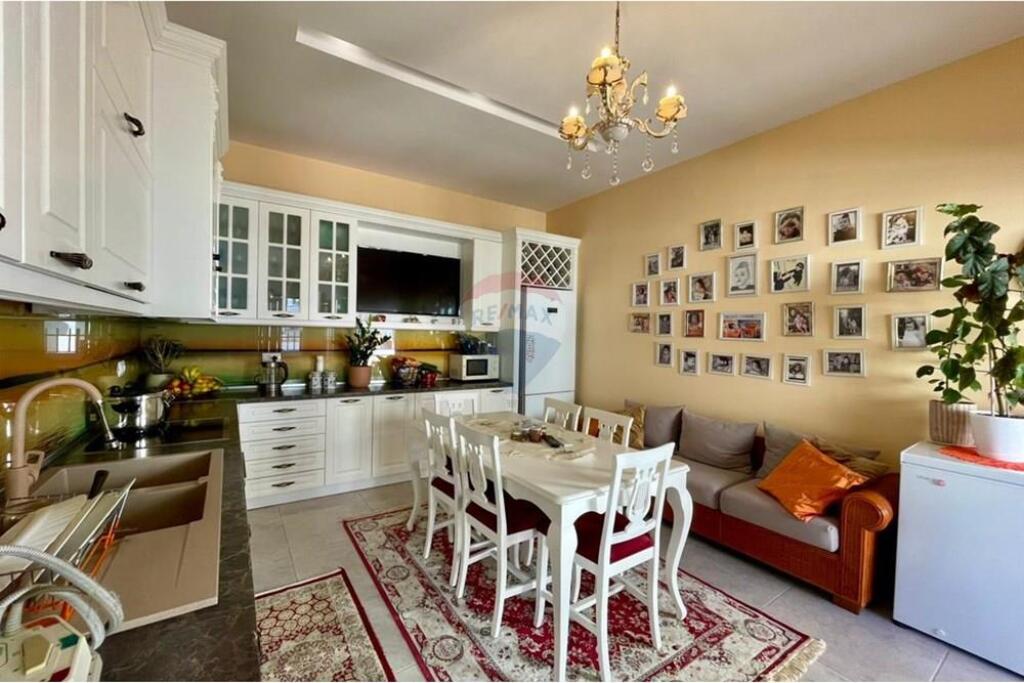 Apartament 2+1 Për Shitje - Pallatet e Verdha