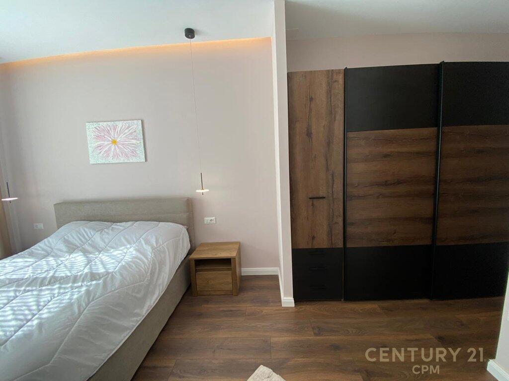 NE KOMUNEN E PARISIT JAPIM ME QIRA APARTAMENT LUKSOZ 2+1+2 1,100 € /Muaj