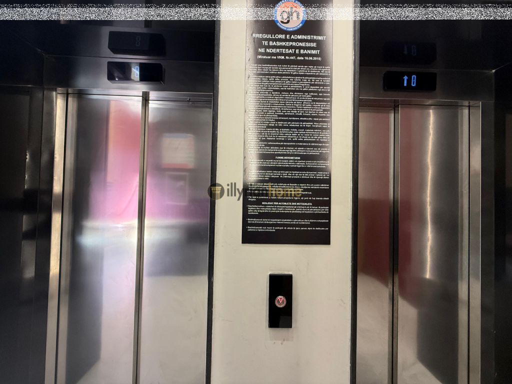 Affittasi Appartamento 2+1+ Balcone, “Vasil Shanto”, Tirana