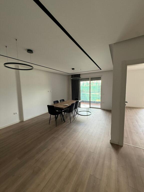 APARTAMENT 3+1 + PARKIM ME QERA TEK REZIDENCA OLIMPIKE