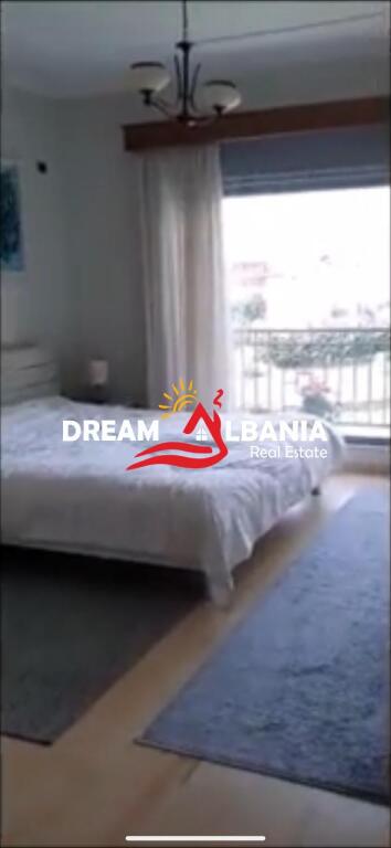 Kat vile me qera prane TEG ne Mjull Bathore (ID 4241036).