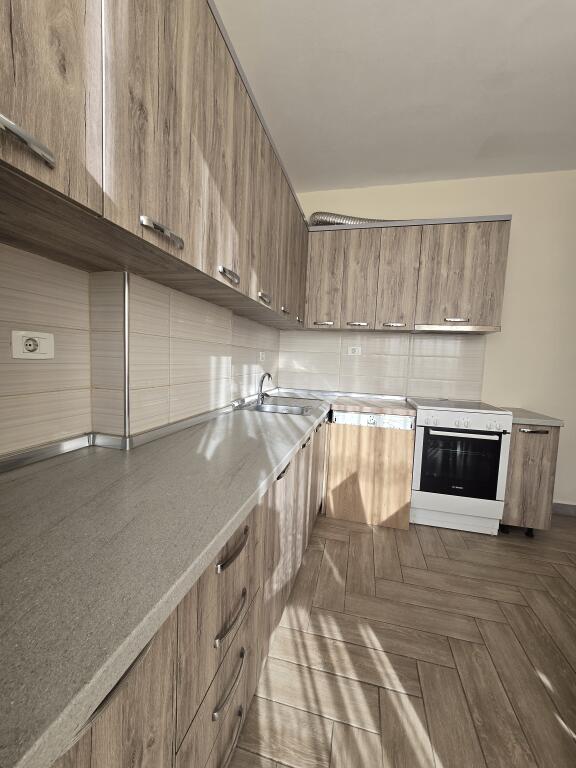 For rent 2+1 Rr Ndre Mjeda,21 Dhjetori