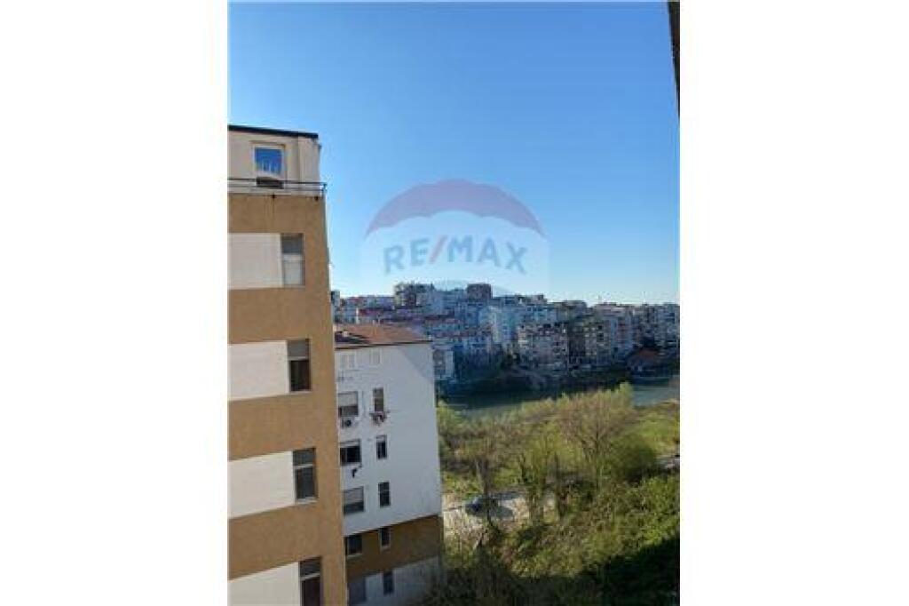 APARTAMENT 2+1 PER SHITJE LIQENI I THATE