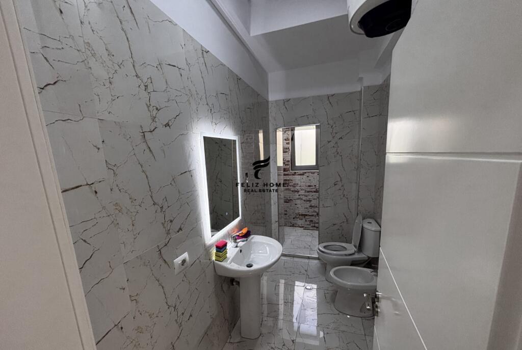 OFFICE FOR RENT 75 M2 DIBRA STREET 500 EURO