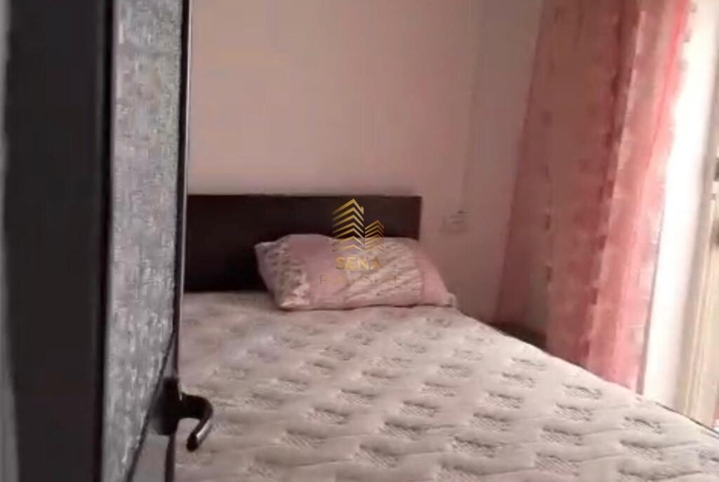 Qira, Hyrje Private, 1+1, Rruga Muhamet Gjollesha, 42.000 ALL/Muaj