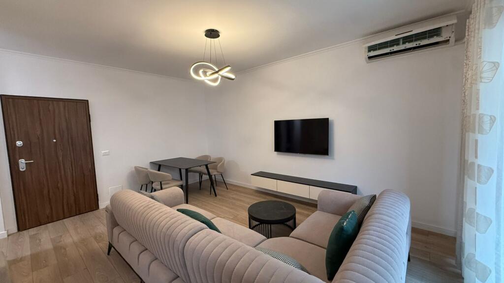 🏢Prane Rezidences “Kodra e Diellit” 1jepet me qera apartament 2+1,i mobiluar. 800Euro