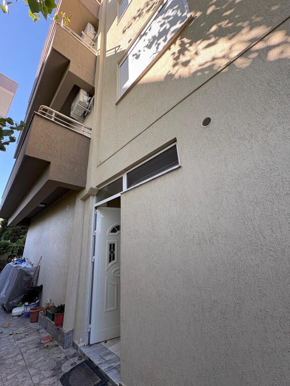 jepet me qira apartament 1+1 plazh iliria