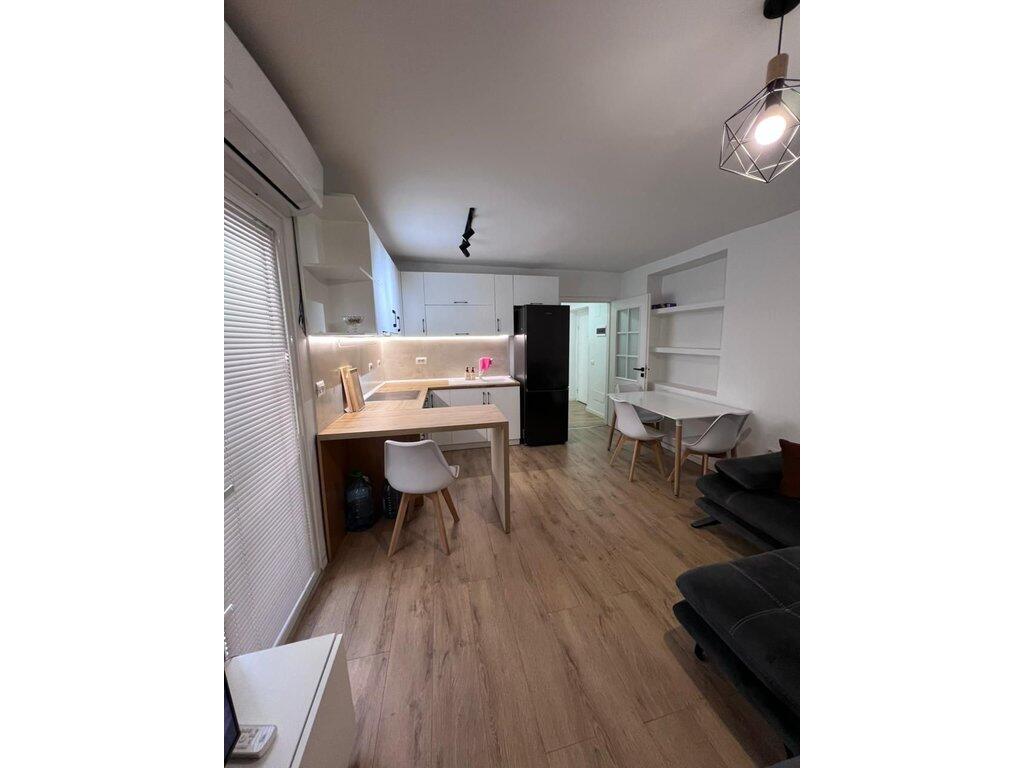 Apartament 1+1, Shkolla e Baletit, Tiranë