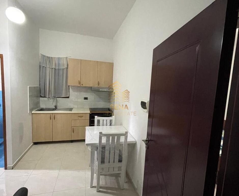 Affitto, Ingresso Privato 1+1, Nuovo Viale – Sottostazione Elettrica, 33.000 ALL/mese