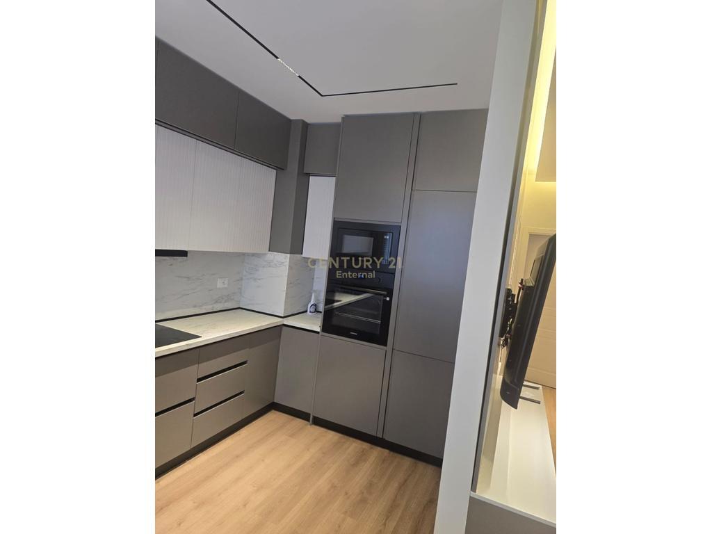 🏡 Apartment 2+1+2 for Sale with Parking Spot – River Residence, Tirana