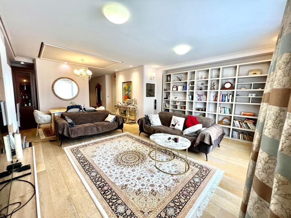 EKSKLUZIVE✅ 📍Stadiumi Air Albania shesim Super apartament:  👉 3+1+2+depo+ambient gatimi me vete