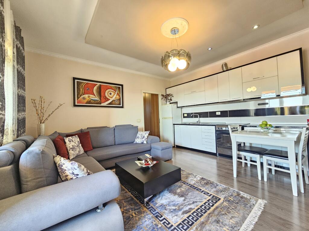 VENDESI APPARTAMENTO 2+1 – EX CAMPO DI AVIAZIONE 📍 Posizione: Ex campo di aviazione 🏢 Piano: 9 ultimo 📐 Superficie: 85 m² lordo / 74 m² netto prezzo :163.000 euro