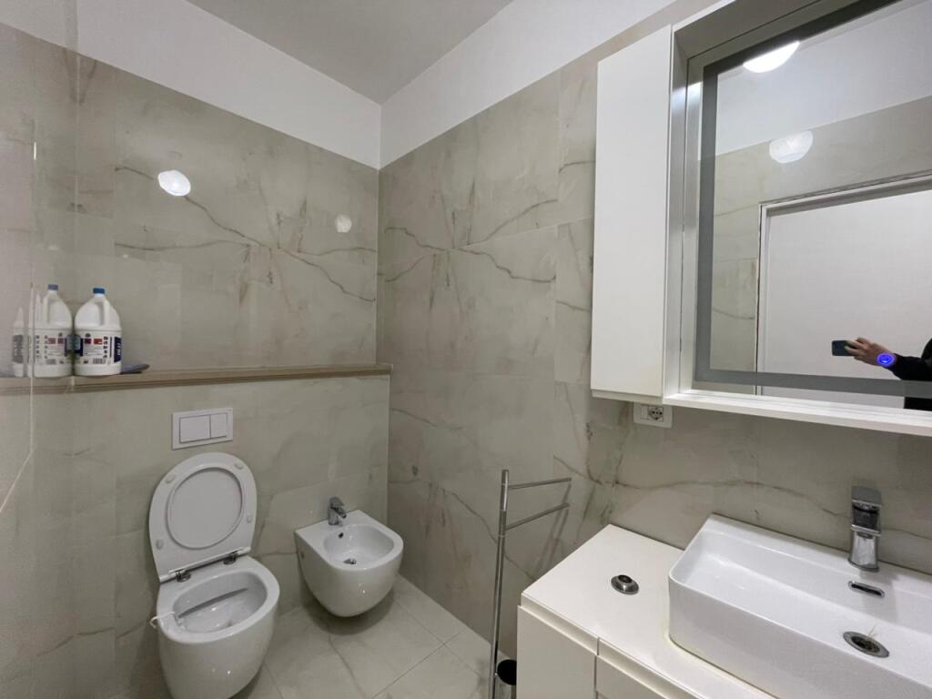 Apartament 2+1 per qira tek Kodra e Diellit.