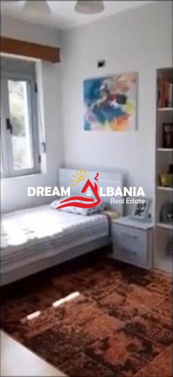 Kat vile me qera prane TEG ne Mjull Bathore (ID 4241036).