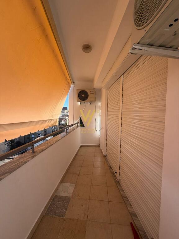 JEPET APARTAMENT 4+1+2 ME QERA TE RRUGA FORTUZI 100.000 LEKE