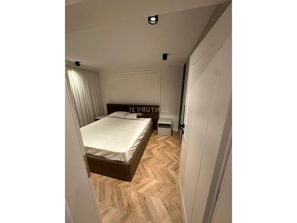 Apartament 2+1 me oborr privat + POST PARKIMI