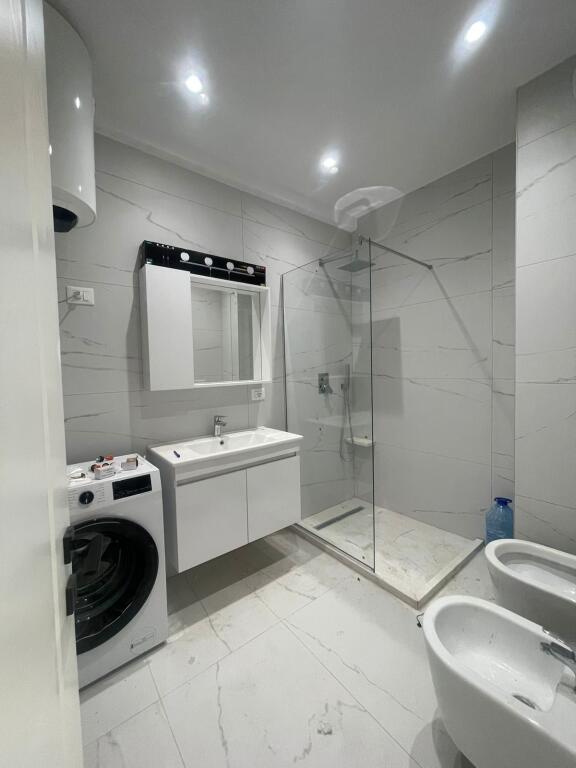 Apartament 1+1 Me Qera te Statcioni i Trenit