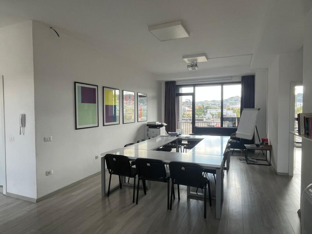 Jepet Ambient Biznesi , Ne Myslim Shyri