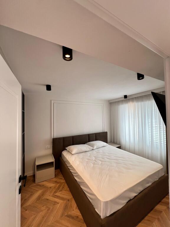 Vile per qira 2+1 tek Tregu Elektrik