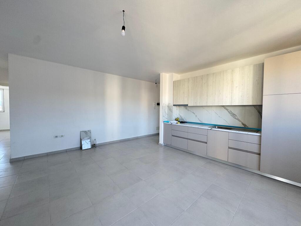 Appartamento 3+1+2 in Affitto – Durrës