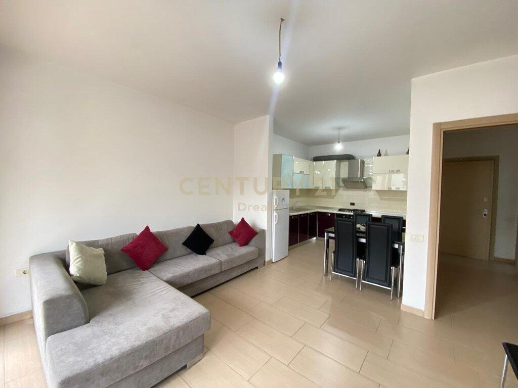 Affittasi appartamento 2+1+2 vicino all'ex Ipoteca !