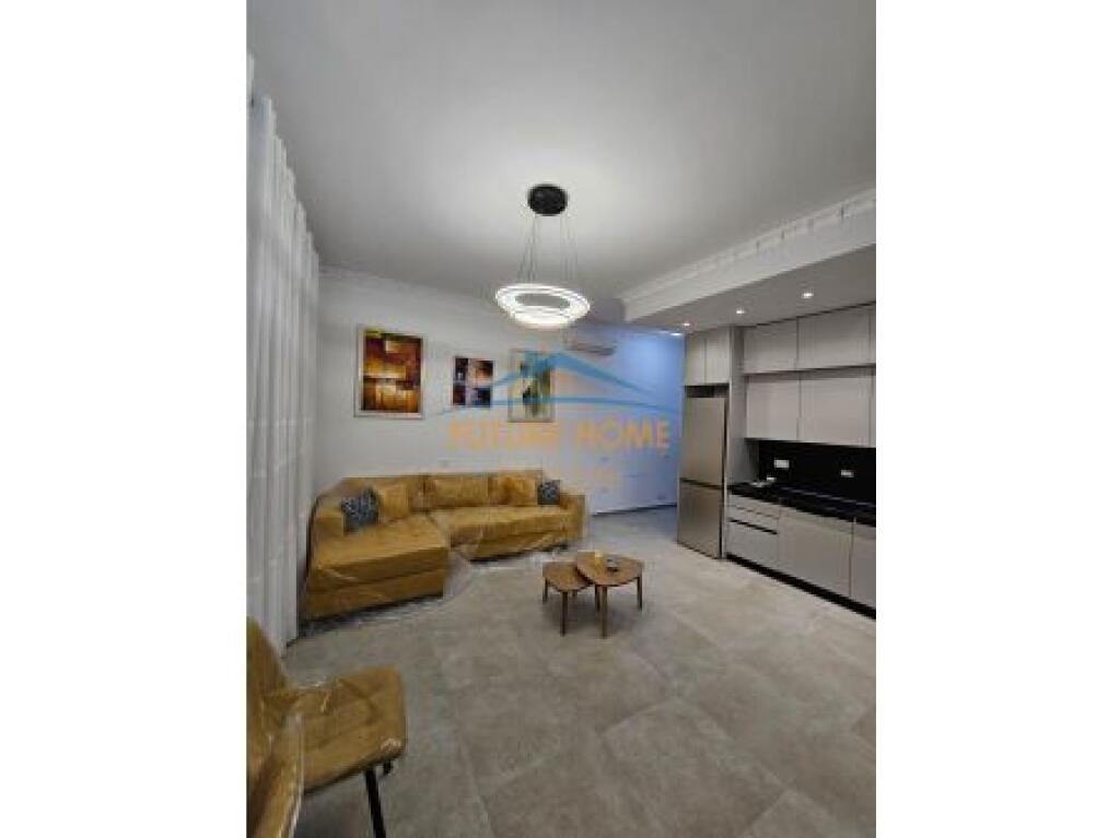 Qera, Apartament 2+1+2, Qendër, Tiranë .