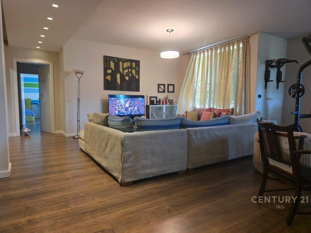 FOR RENT APARTMENT 3+1+2 AT KOSOVAREVE STREET !