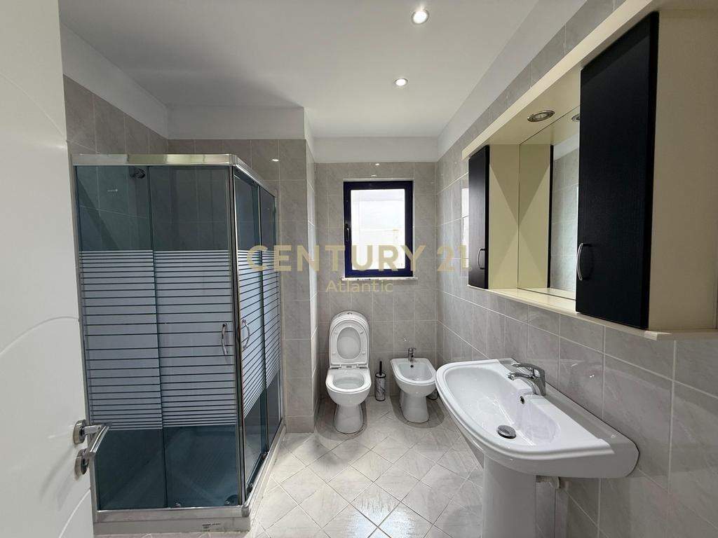 Apartament 2+2 Me Qira në Golem, Durrës - 500€ | 106 m²