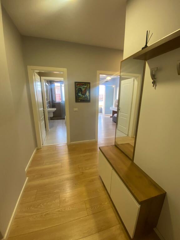 Affittasi 2+1+2 Via Peti Lago Secco 700€