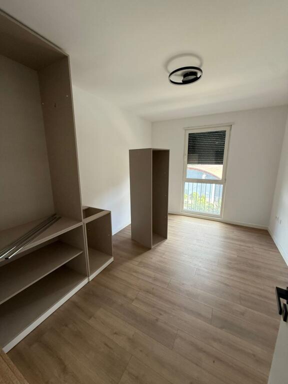 APARTAMENT 3+1 + PARKIM ME QERA TEK REZIDENCA OLIMPIKE