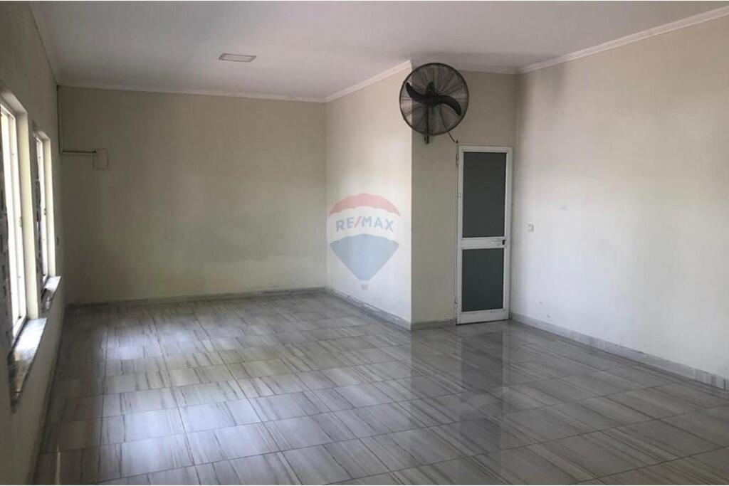 Zyrë - Për Qira - Fabrika E Miellit, Tiranë !