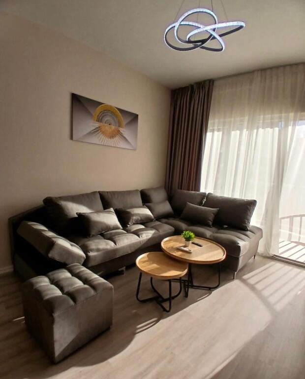 Jepet Apartament Me Qera, Ne Zog Te Zi